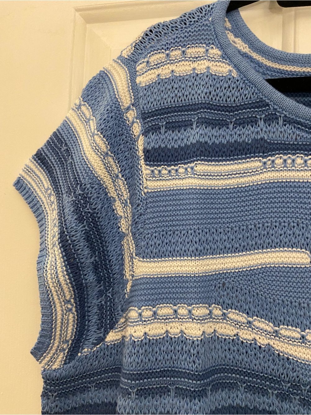CJ Banks Blue and White Striped Knit Top - 2x - Picture 4 of 6